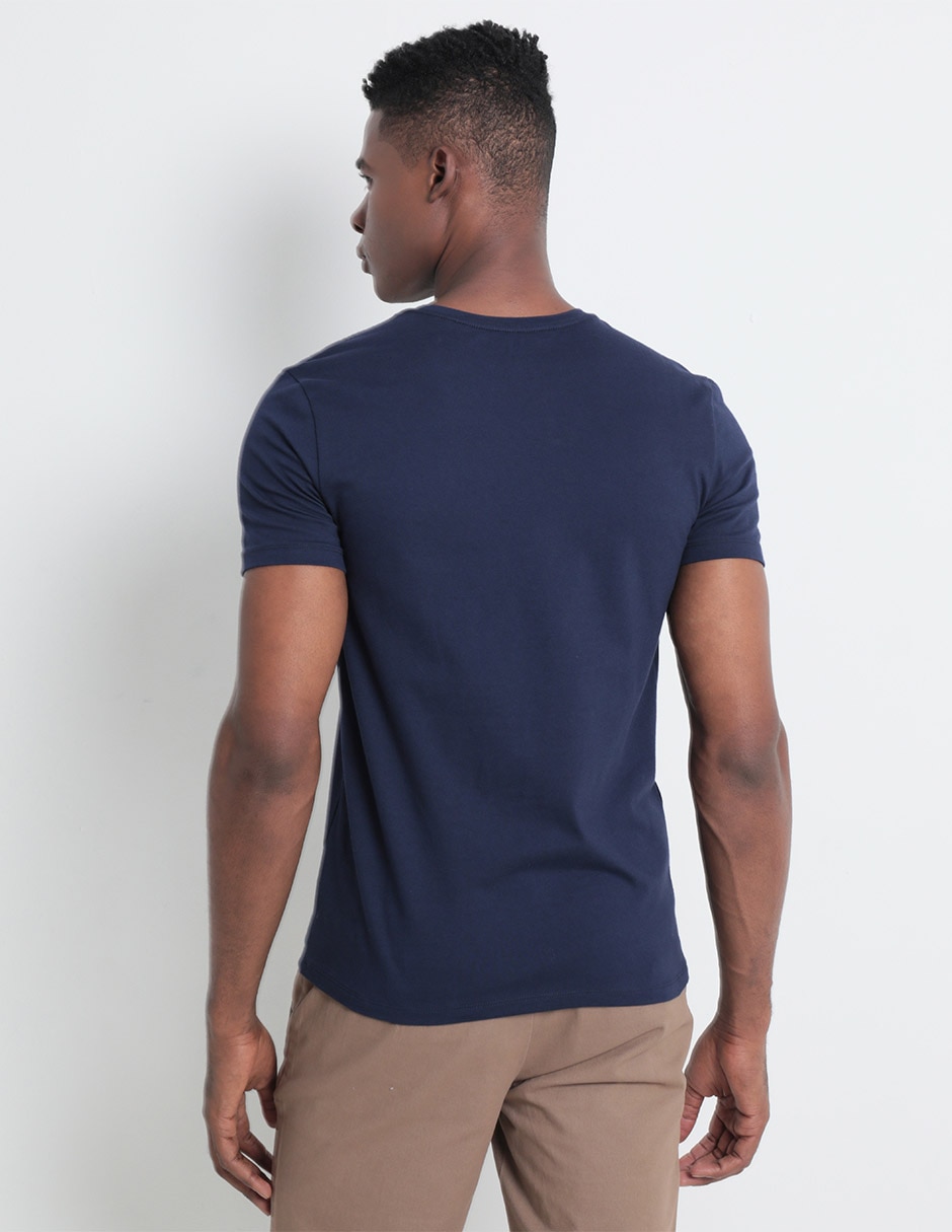 Playera Contempo cuello V para hombre