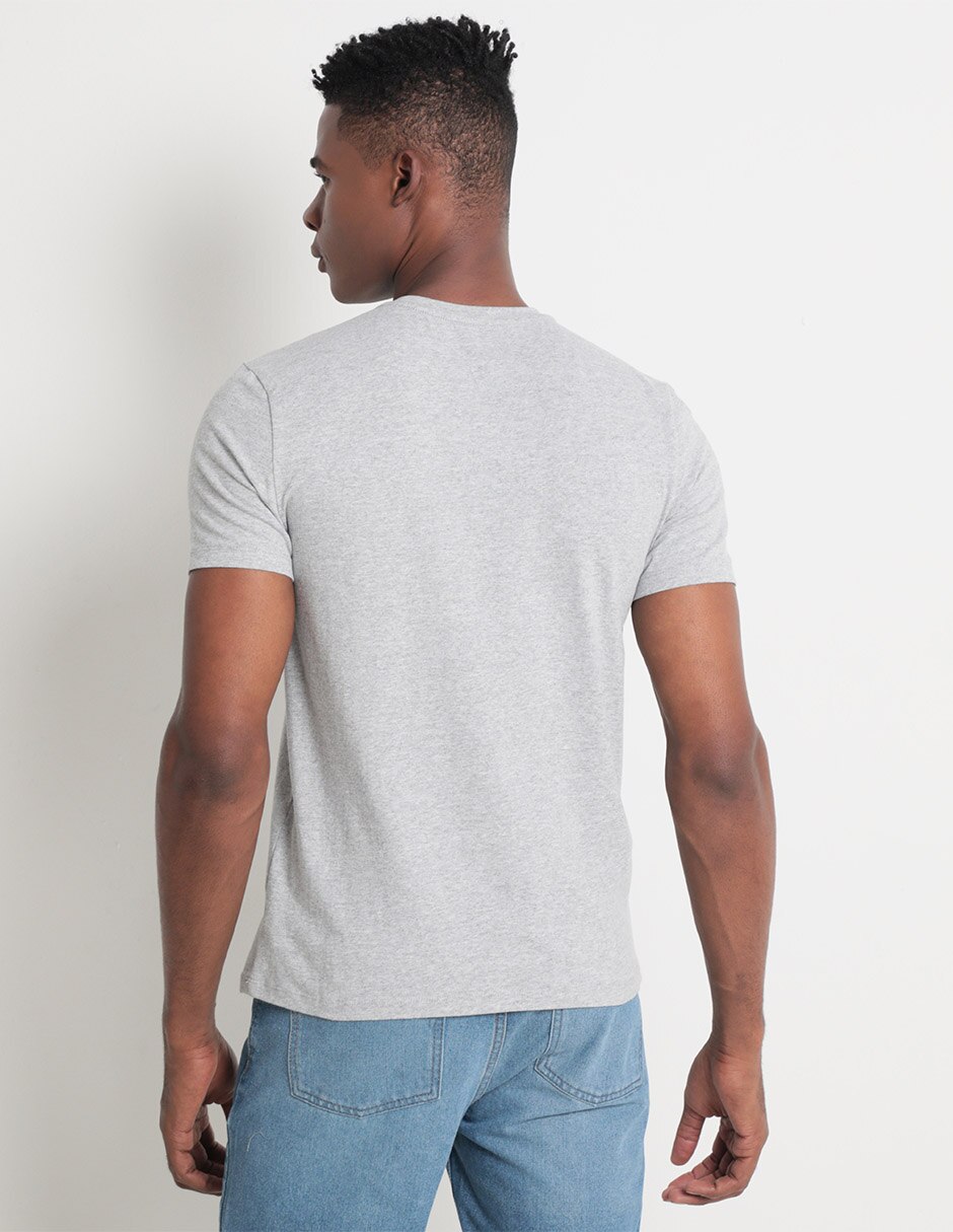 Playera cuello V para hombre 2