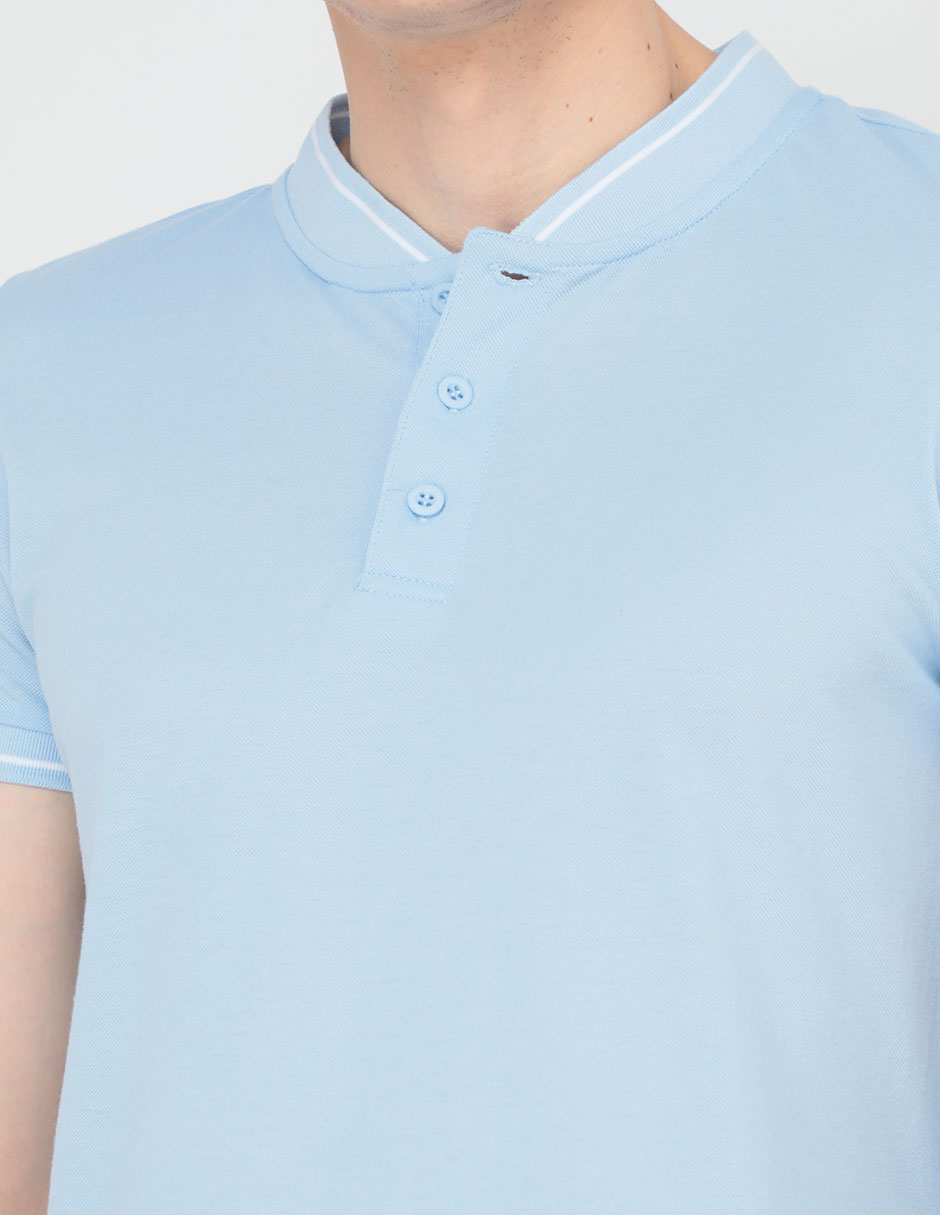 Playera cuello henley para hombre