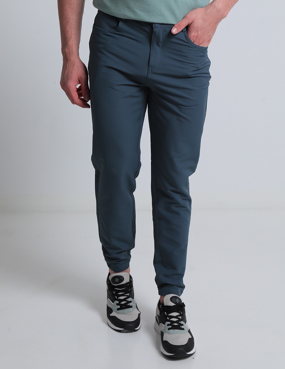 Gris obscuro