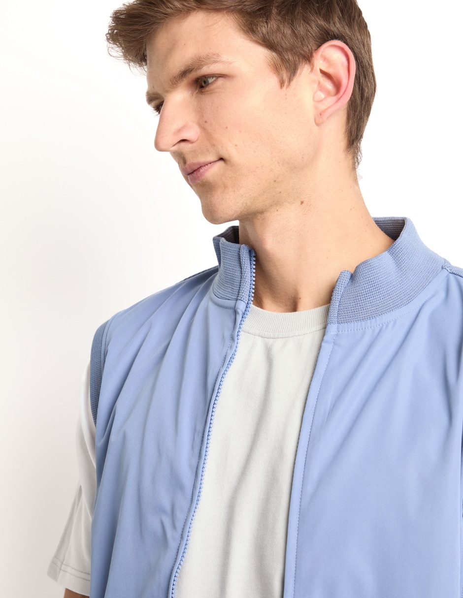 Chaleco con bolsillos para hombre 4