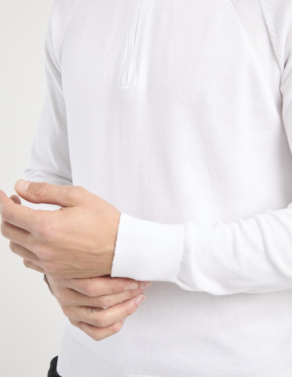 Suéter cuello alto para hombre 4