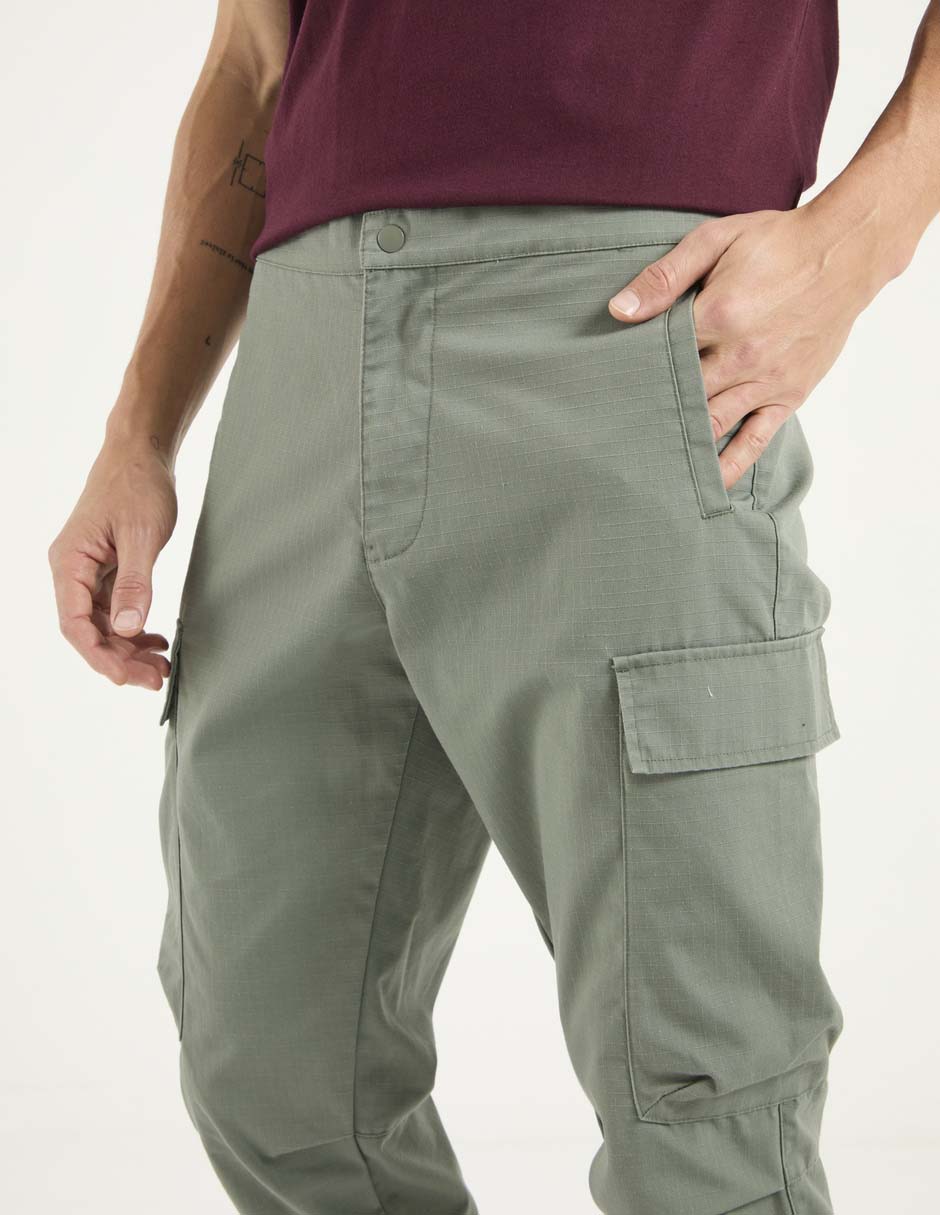 Pantalón casual cargo straight para hombre 4
