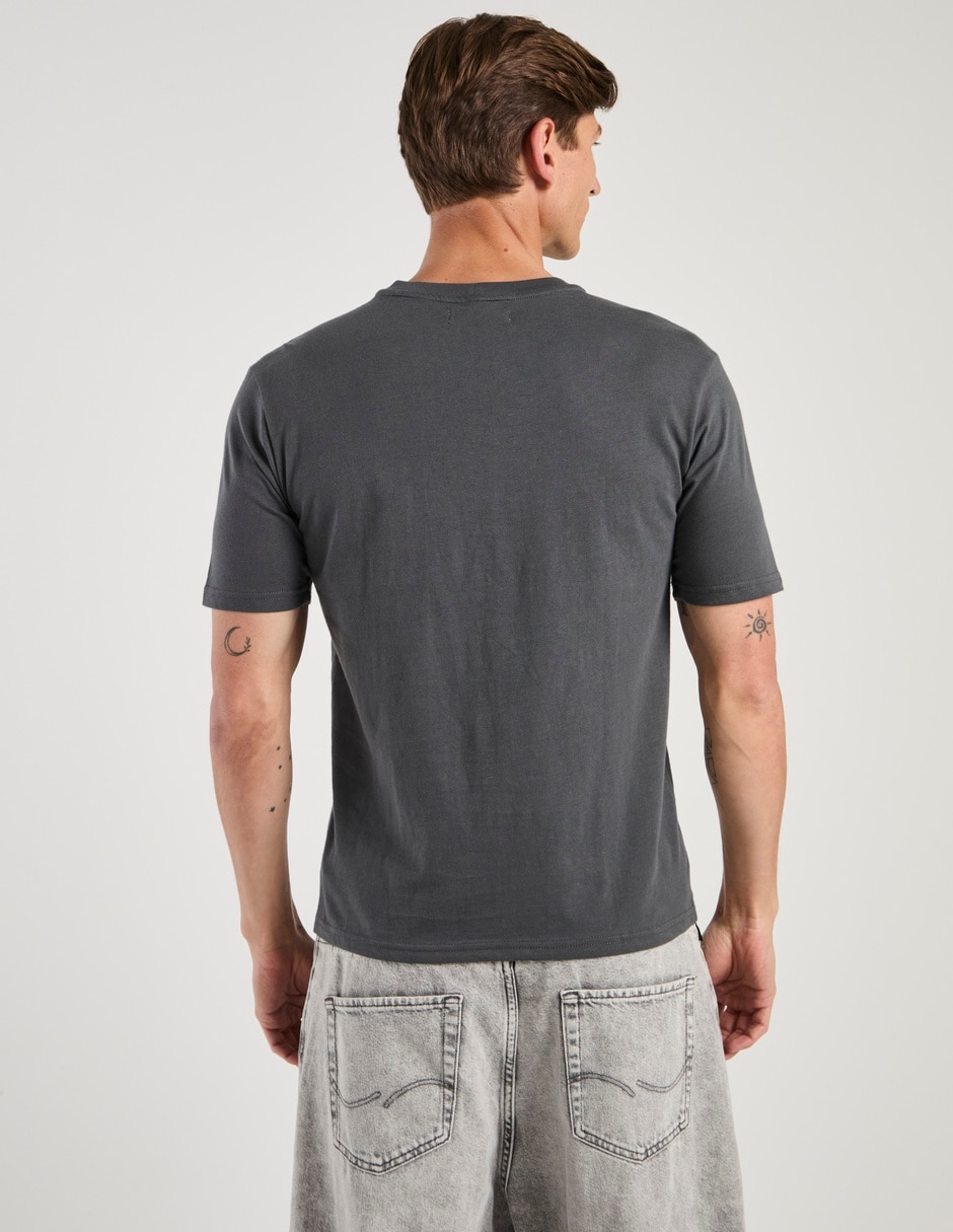 Playera cuello redondo para hombre 6