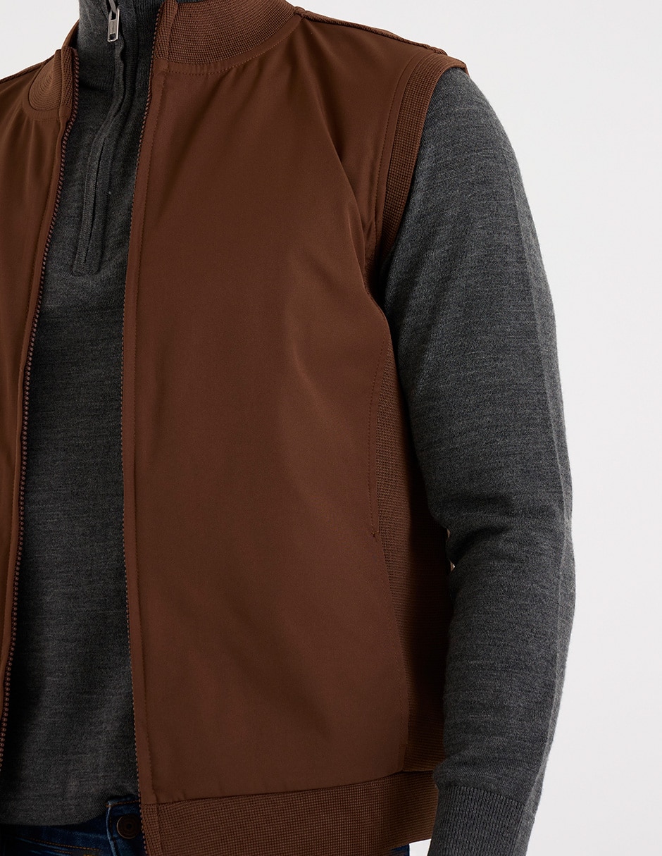 Chaleco con bolsillos para hombre 4