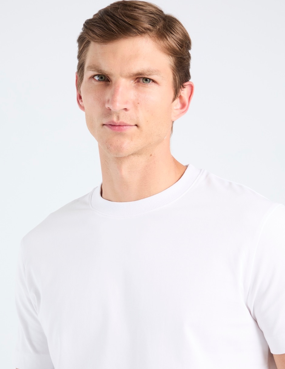Playera cuello redondo para hombre 4
