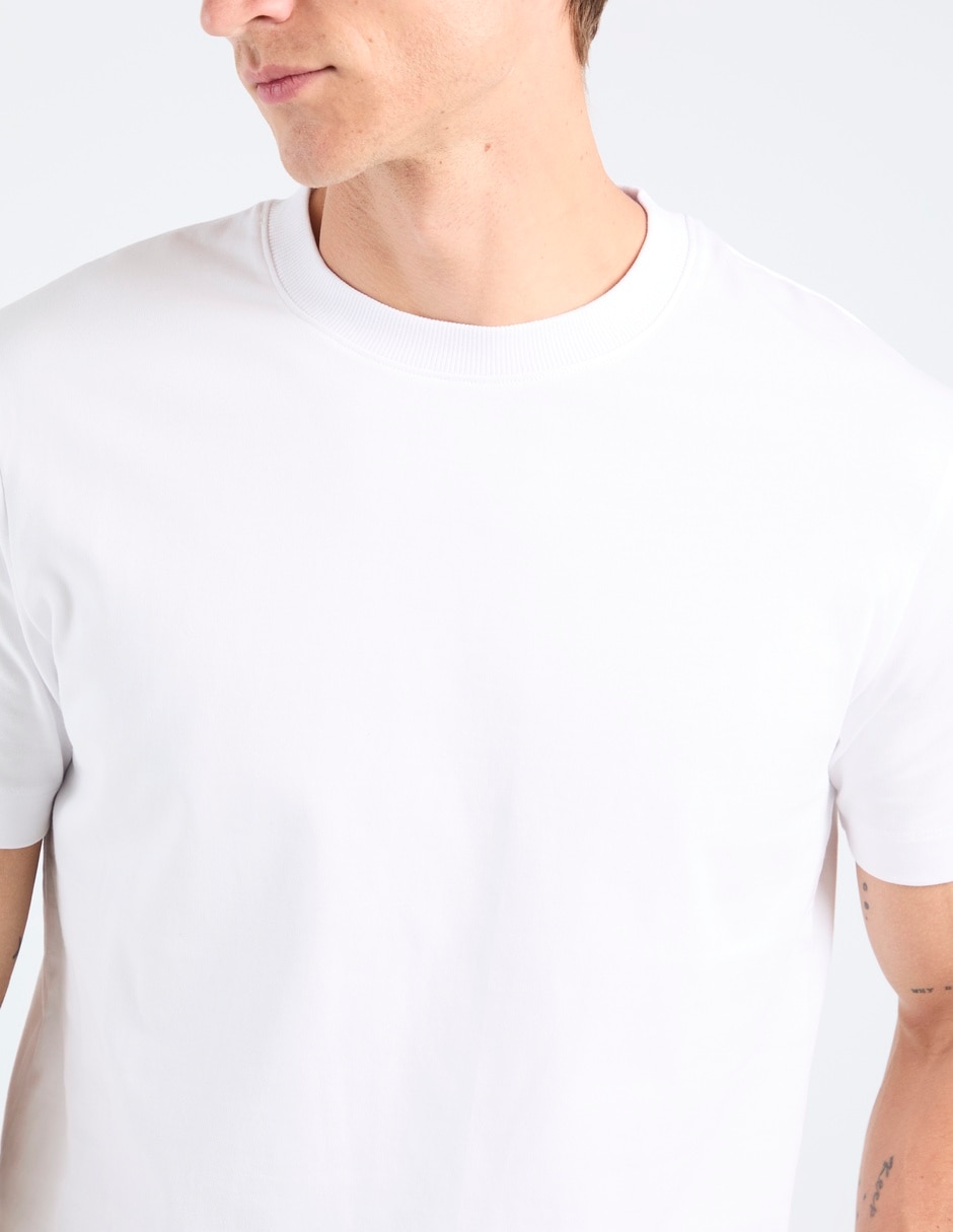 Playera cuello redondo para hombre 5