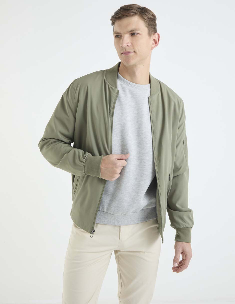 Chamarra bomber con bolsillos para hombre Chamarra bomber con bolsillos para hombre