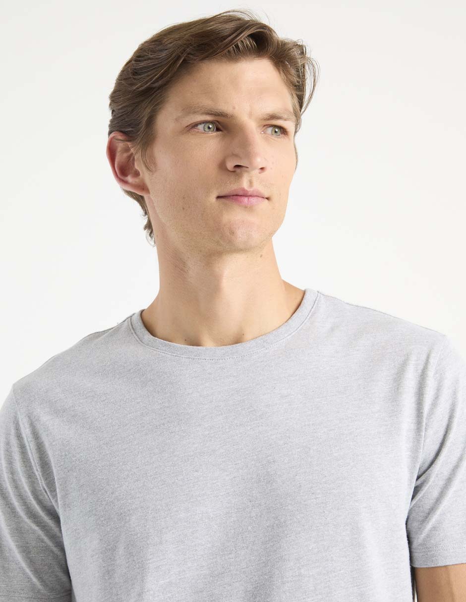 Playera cuello redondo para hombre 4