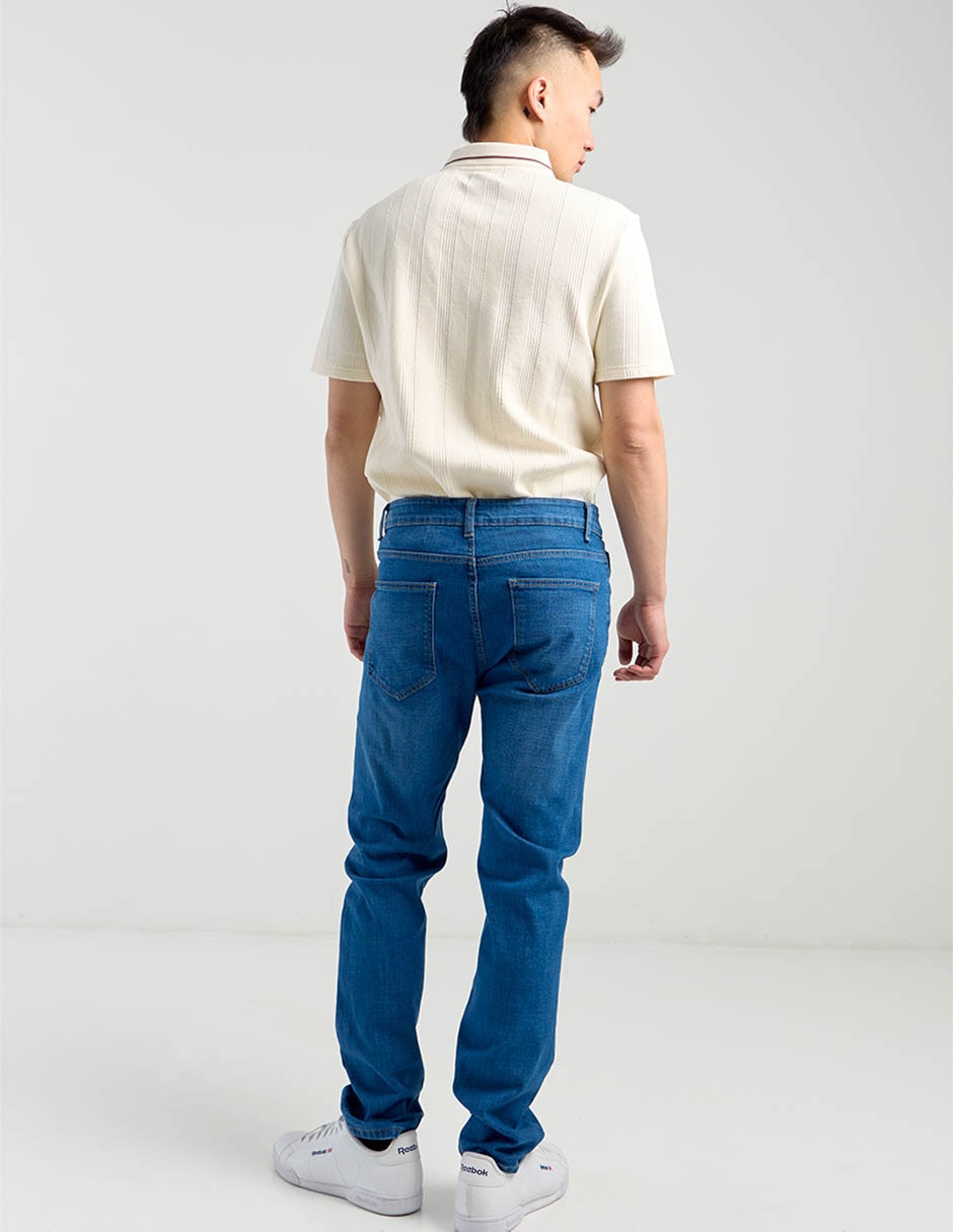 Jeans straight deslavado para hombre 11