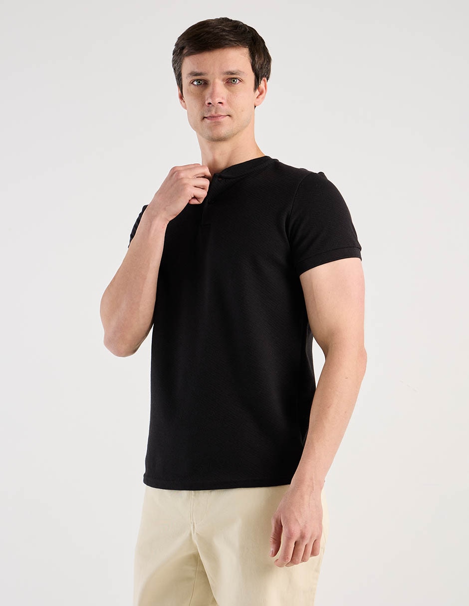 Playera cuello henley para hombre 5