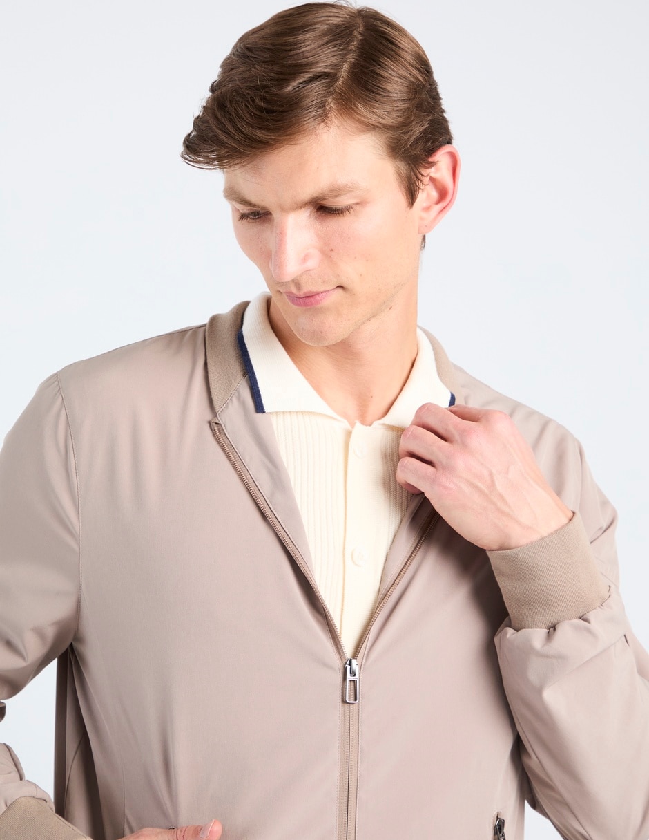 Chamarra casual con bolsillos para hombre 4