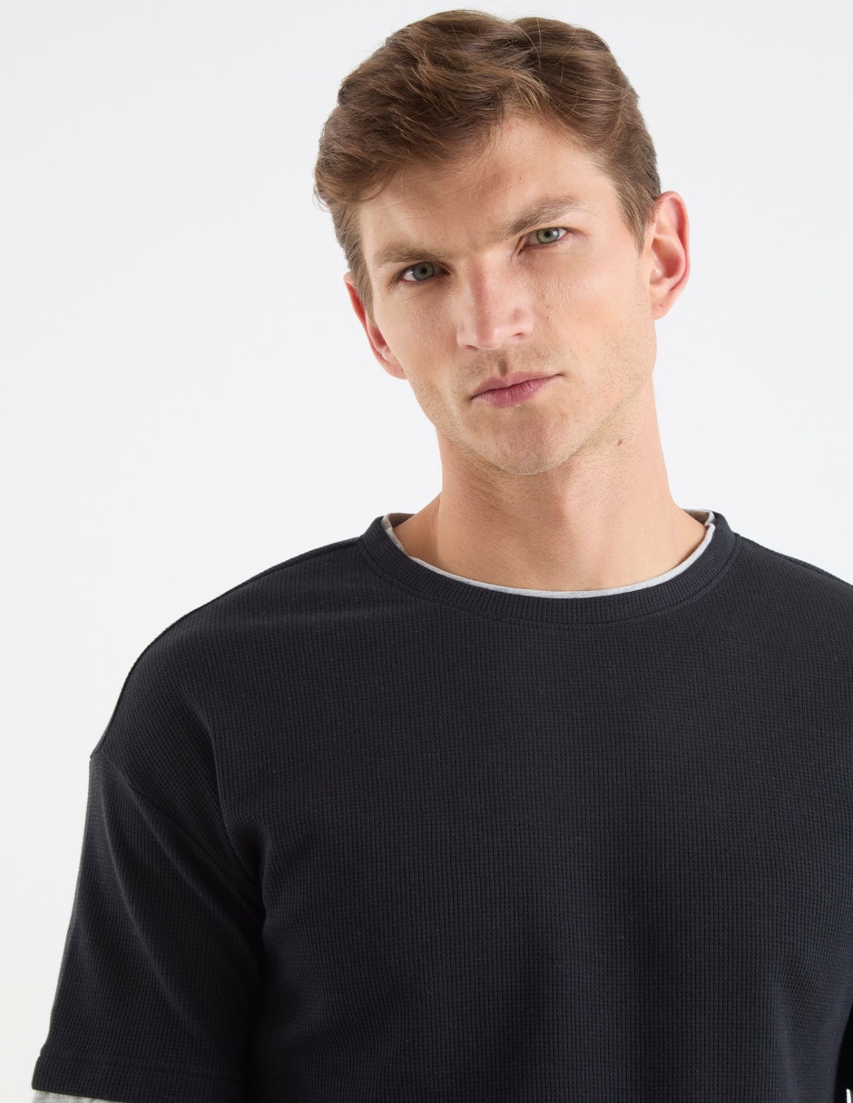 Playera cuello redondo para hombre 4