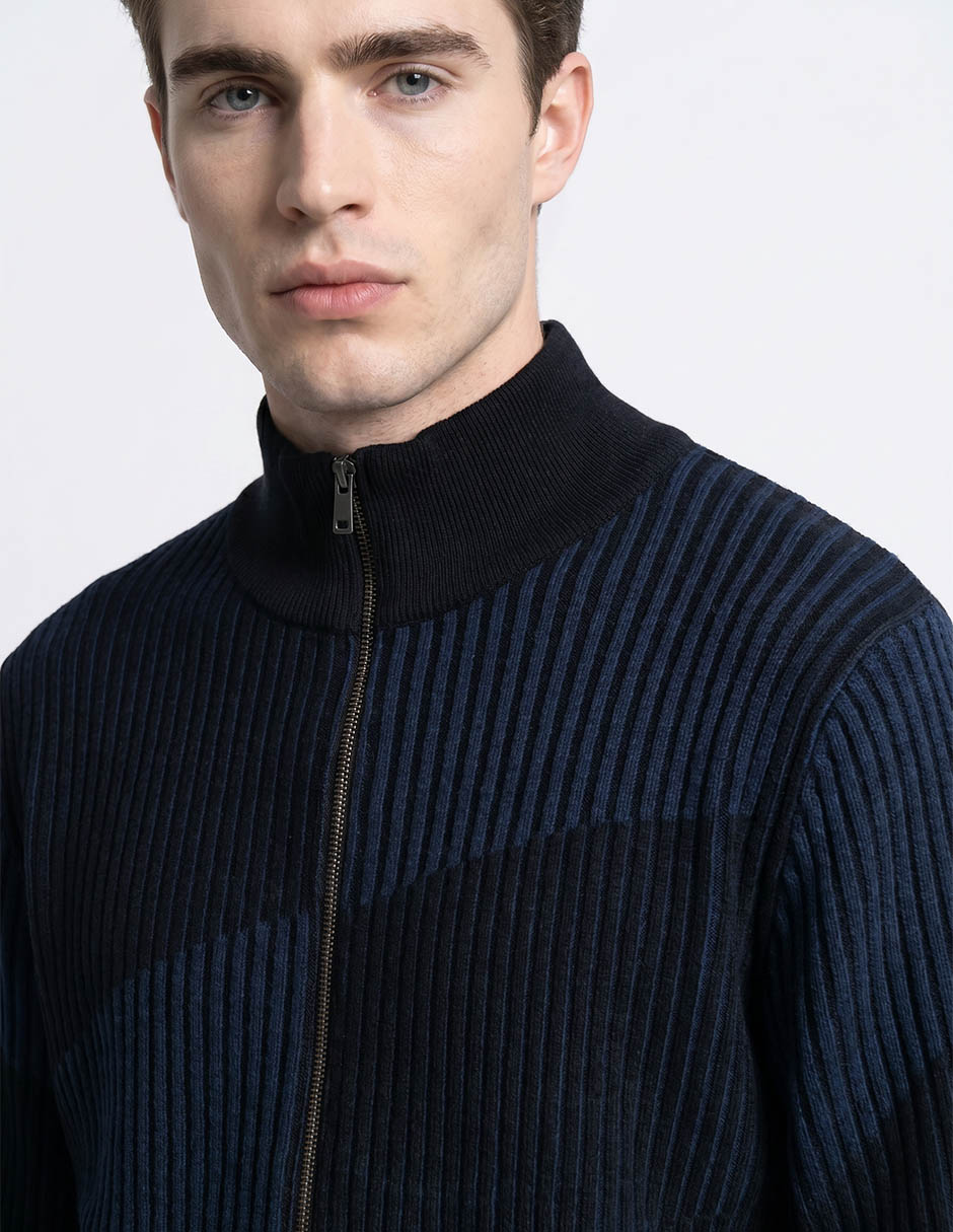 Suéter cuello alto para hombre 3