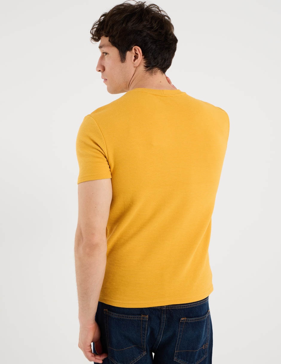 Playera cuello redondo para hombre 2