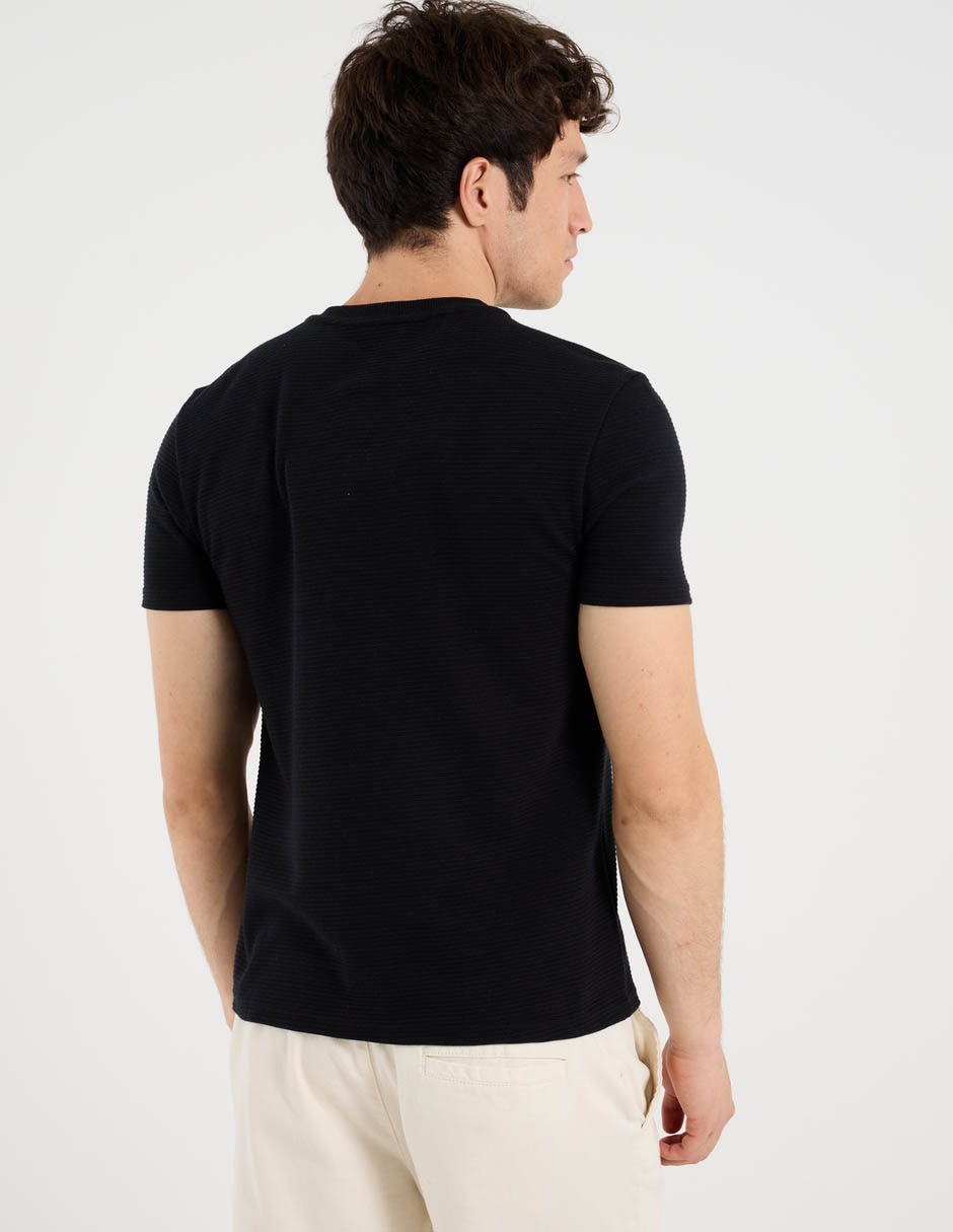 Playera Contempo cuello redondo para hombre
